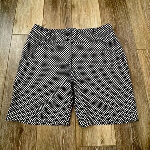 Lopez 6 inches shorts excellent condition.